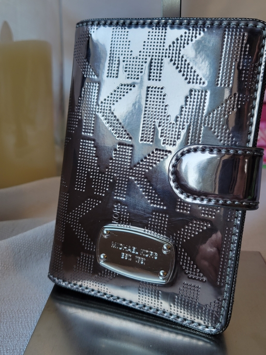 Michael Kors Handbags - Michael Kors Metallic Logo Wallet